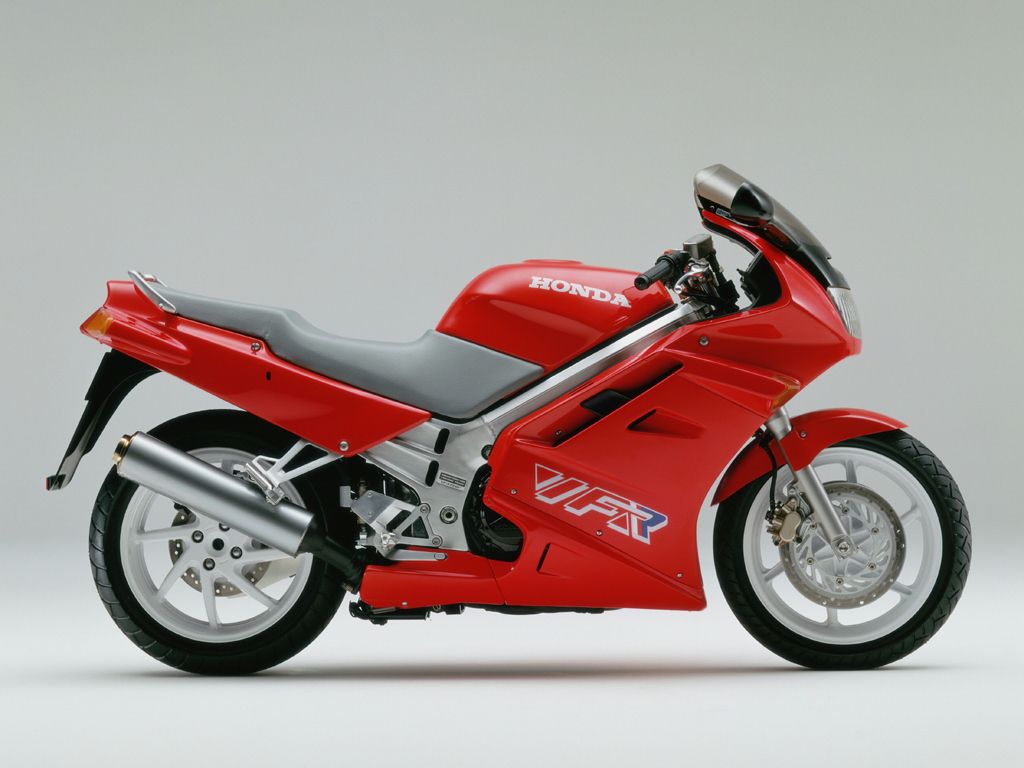 VFR_750_FL__RC36_90_3.jpg
