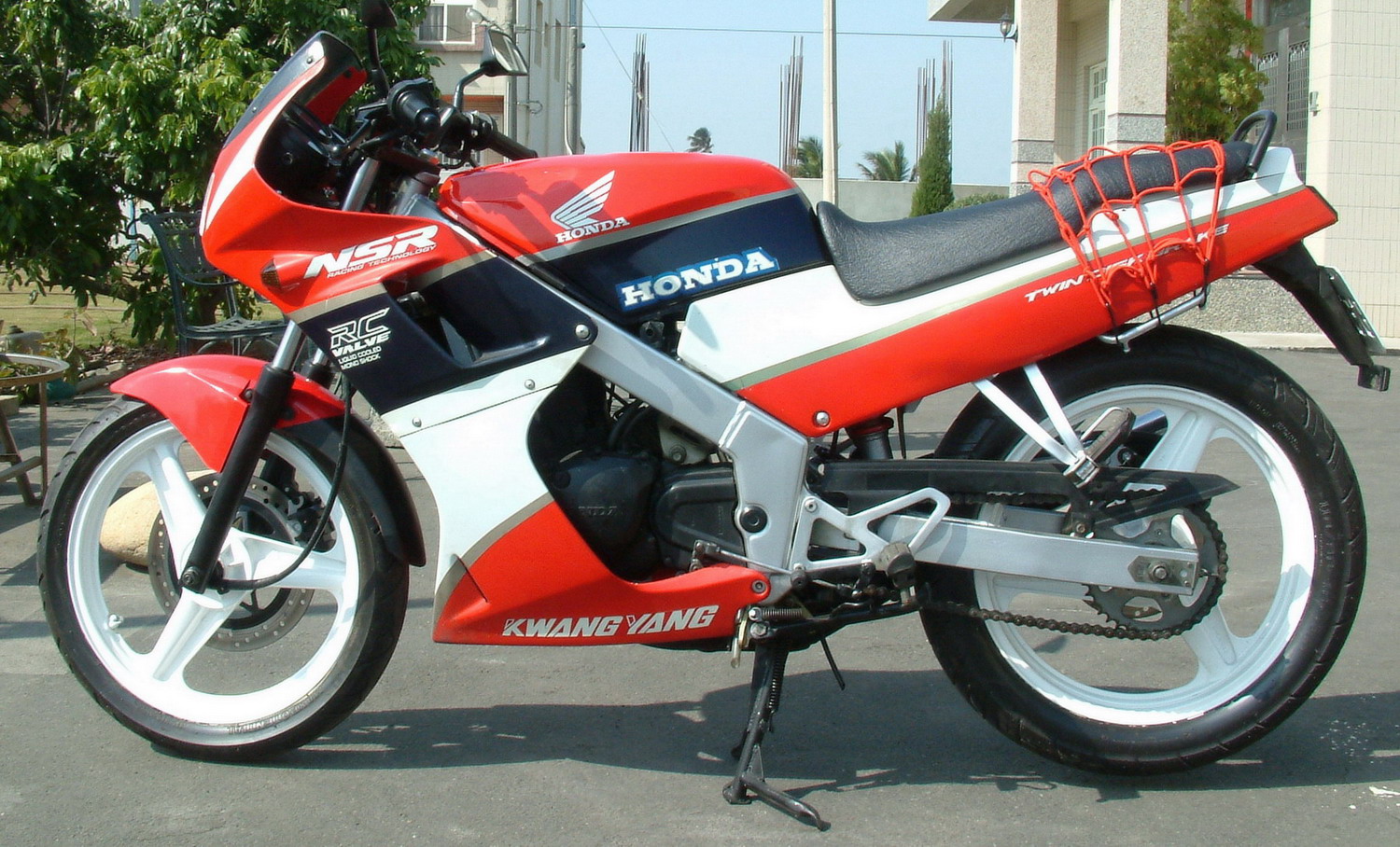 1989NSR