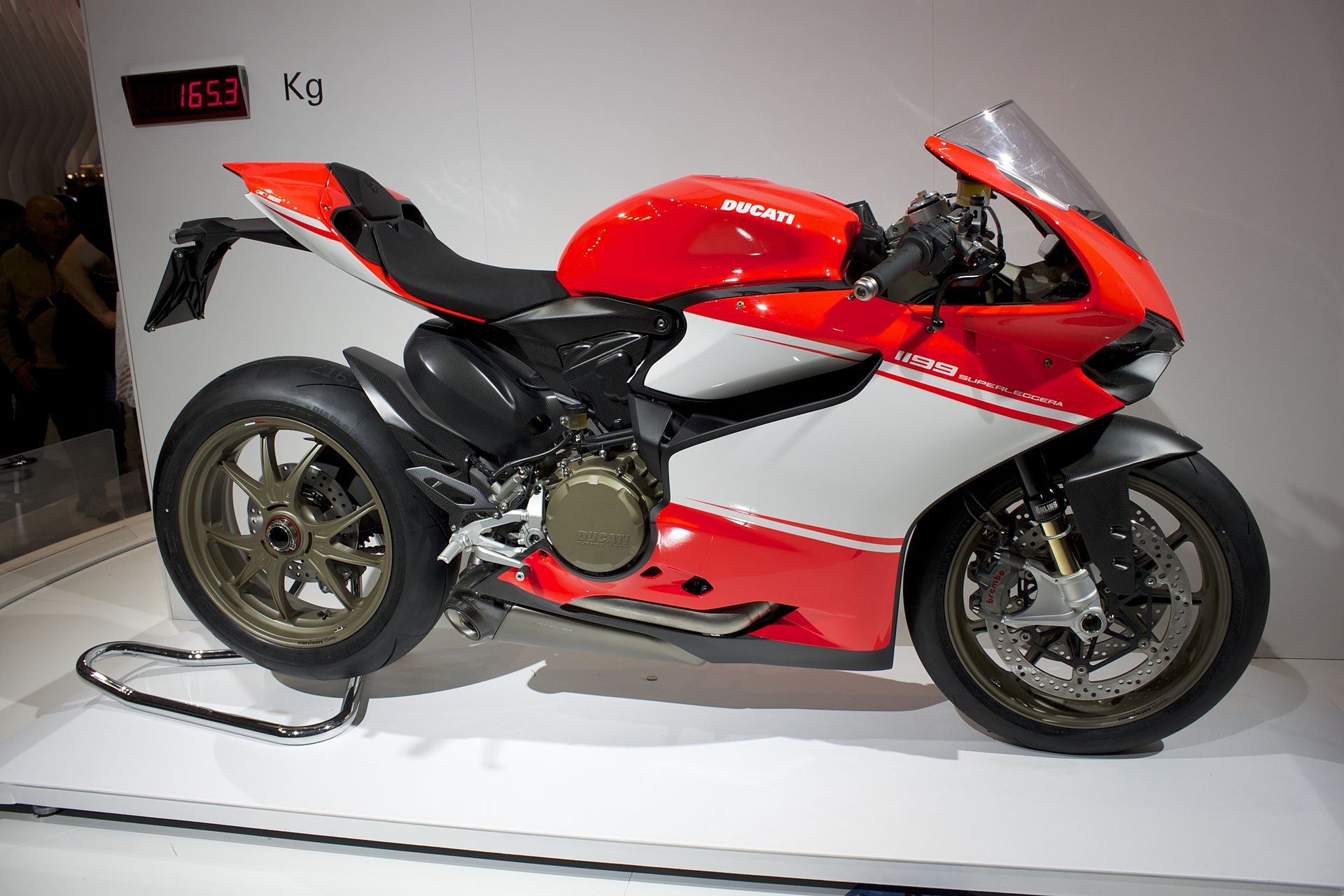 Ducati_1199_Superleggera_(10760373606).jpg