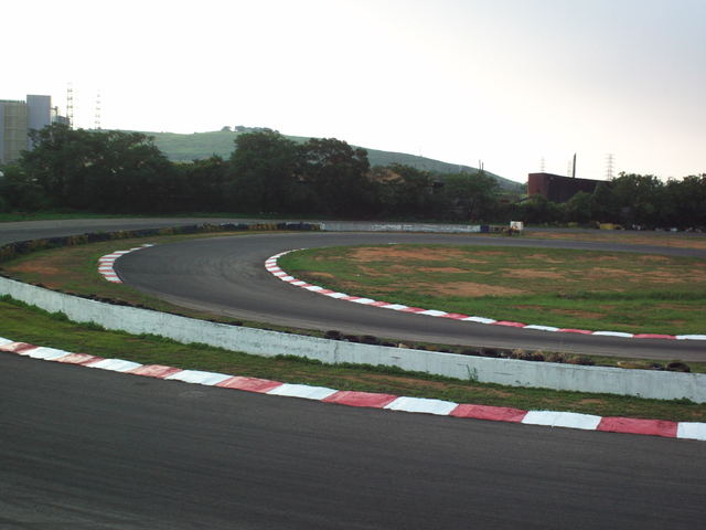 路緣重漆.jpg