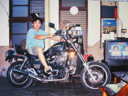 HONDA  MAGANA 1100