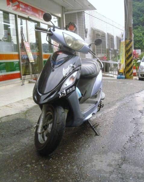 2009年愛車新配色[低調賽車風格]