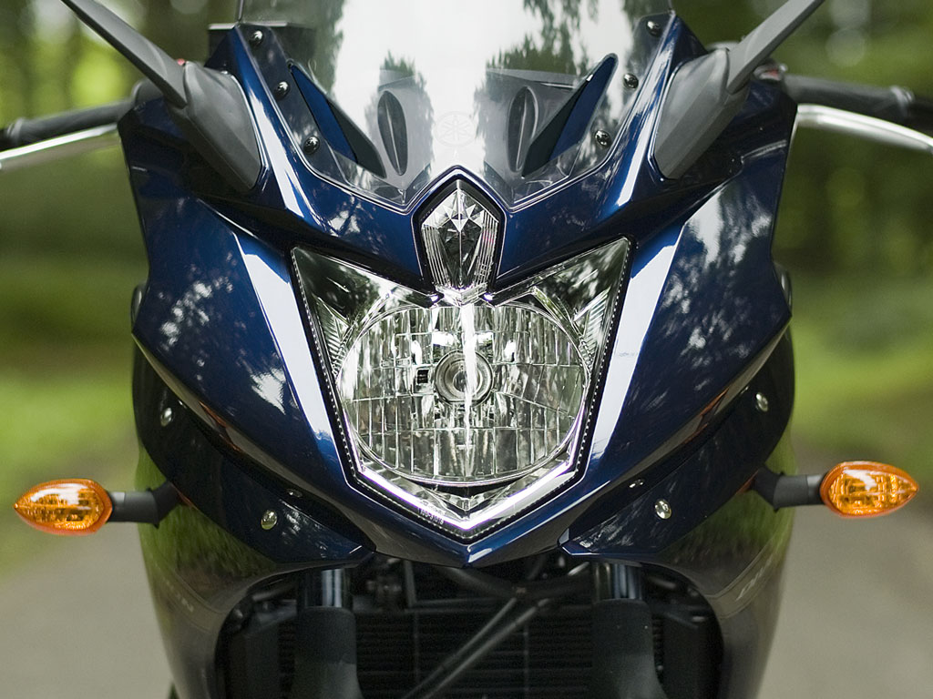 2009-XJ6S-detail-01_tcm46-265469.jpg