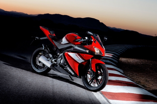 2009-YZF-R125-static-01_prv_tcm46-271851.jpg