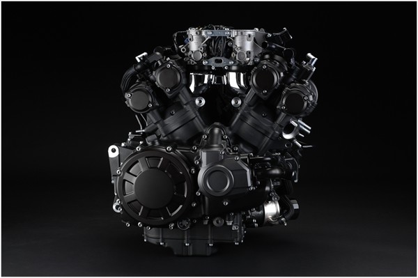 09_VMAX_D1_14_ecde951c.jpg