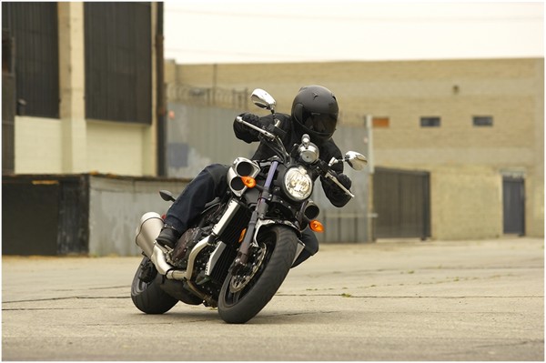 09ST_VMAX_A2_667_4c4ae46c.jpg