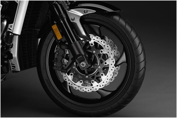 09_VMAX_D1_18_3f6090bf.jpg