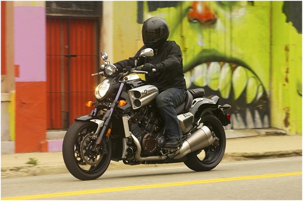 09ST_VMAX_A2_307_0d7ca066.jpg
