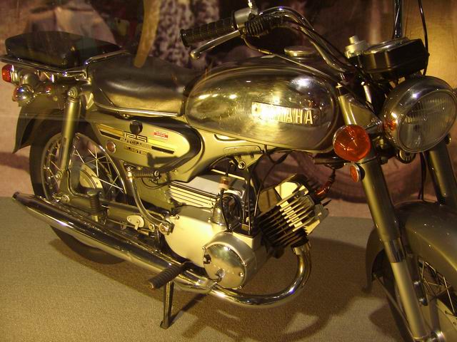 山葉 YB125E (1976年123CC).JPG