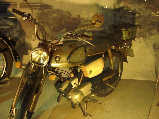 SUZUKI M10D (1966.50cc).JPG