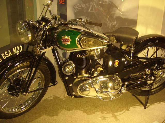 BSA M20(1939.500cc).JPG